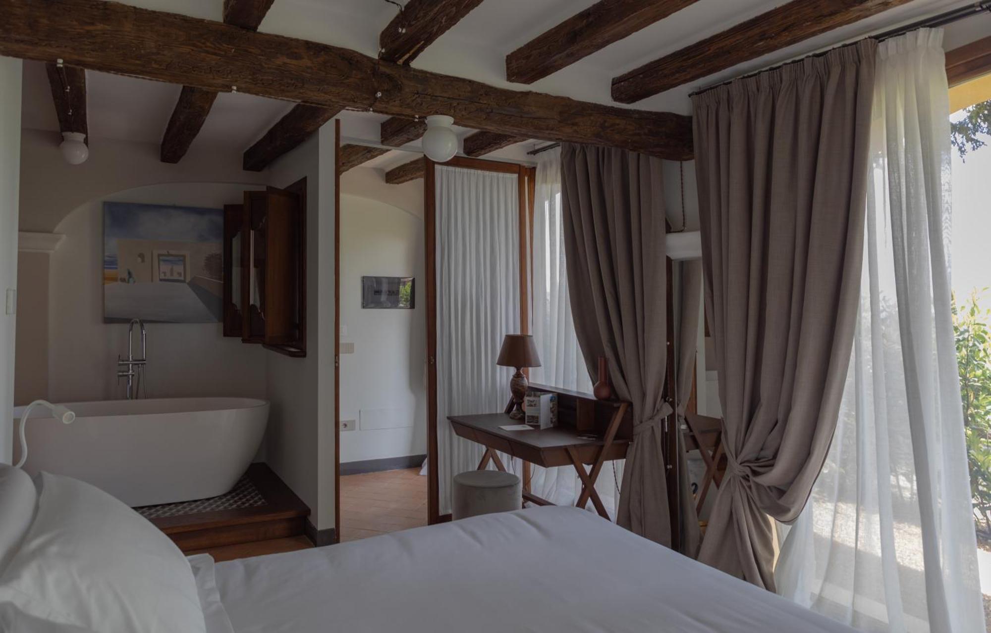 Dimora Storica Giorni Resort & Spa Pignola Luaran gambar
